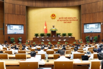 Quốc hội thảo luận về việc thành lập thành phố Quảng Ninh, thành phố Bắc Ninh