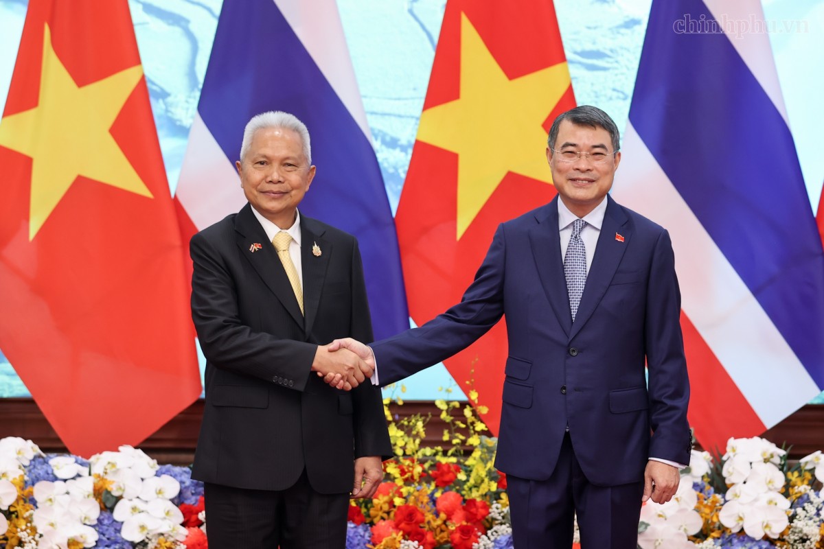 Thủ tướng Lê Minh Hưng hội kiến Chủ tịch Quốc hội Thái Lan. Ảnh: VGP.