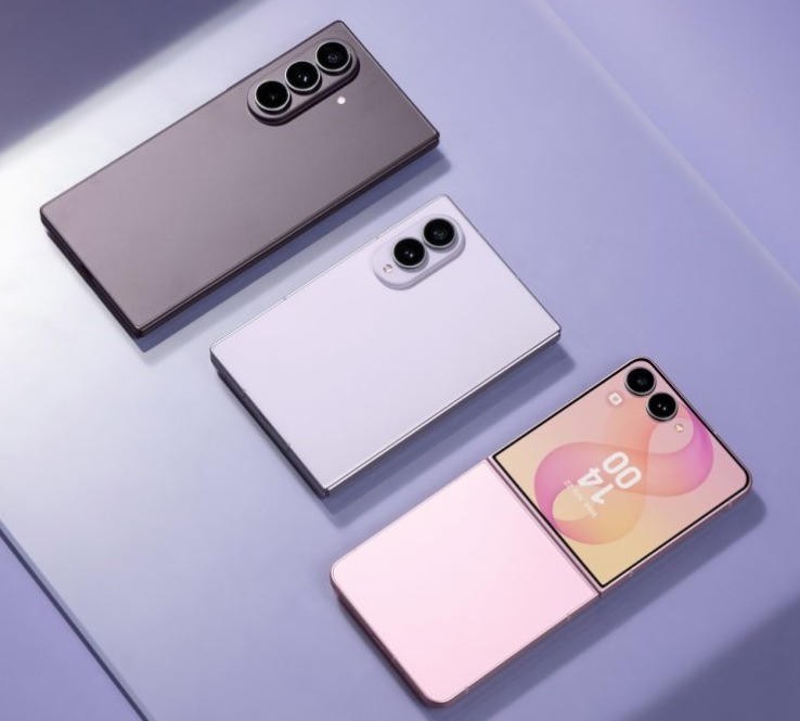 Bộ ba Galaxy Z Fold8 Ultra, Galaxy Z Fold8 và Galaxy Z Flip8. Bộ ba Galaxy Z Fold8 Ultra, Galaxy Z Fold8 và Galaxy Z Flip8.
