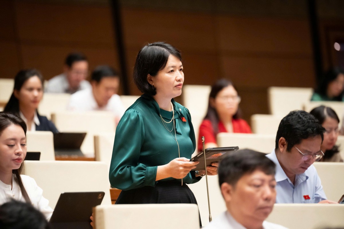 Đại biểu Quốc hội đề xuất các thành phố có nơi dành riêng cho người giao hàng