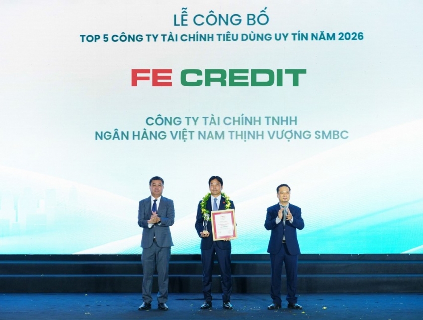 FE CREDIT 3 năm liên tiếp dẫn đầu Top 5 công ty tài chính tiêu dùng uy tín
