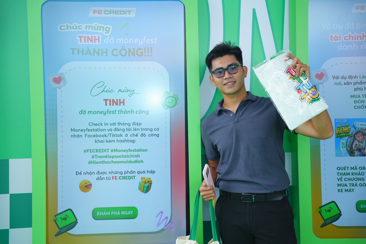FE CREDIT 3 năm liên tiếp dẫn đầu Top 5 công ty tài chính tiêu dùng uy tín
