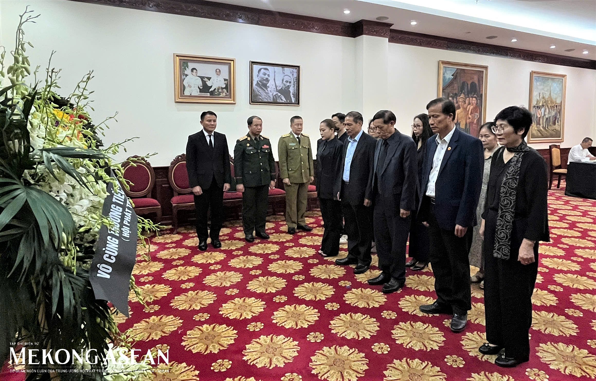 Lãnh đạo Hội VASEAN viếng Chủ tịch Quốc hội Lào Saysomphone Phomvihane