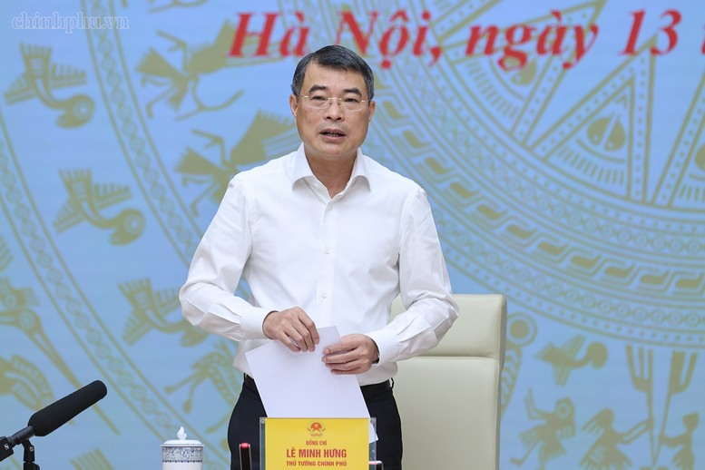 Thủ tướng yêu cầu ổn định mặt bằng lãi suất, giảm lãi suất cho vay
