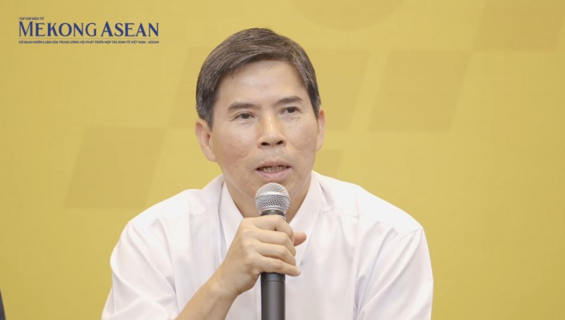 ng Nguyễn Đức Tài tại ĐHĐCĐ MWG diễn ra chiều ngày 18/4. Ảnh: Phạm Ngọc/Mekong ASEAN