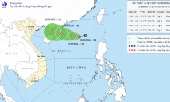 Áp thấp nhiệt đới hướng về phía Bắc, chưa có dấu hiệu mạnh lên thành bão