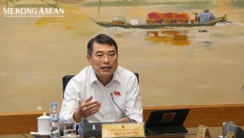 Thủ tướng Lê Minh Hưng trả lời câu hỏi 'tại sao giá nhà cao'