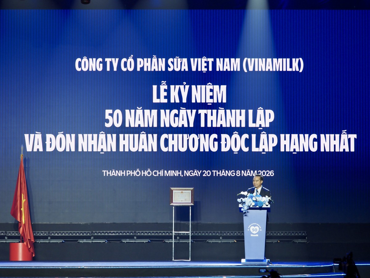 Vinamilk đón nhận Huân chương Độc lập hạng nhất tại dấu mốc 50 năm