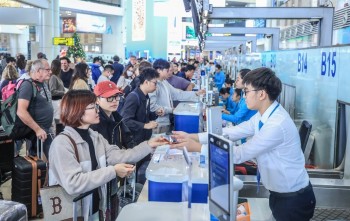 Siết an toàn hàng không, kiểm soát giá vé máy bay dịp Quốc khánh 2/9