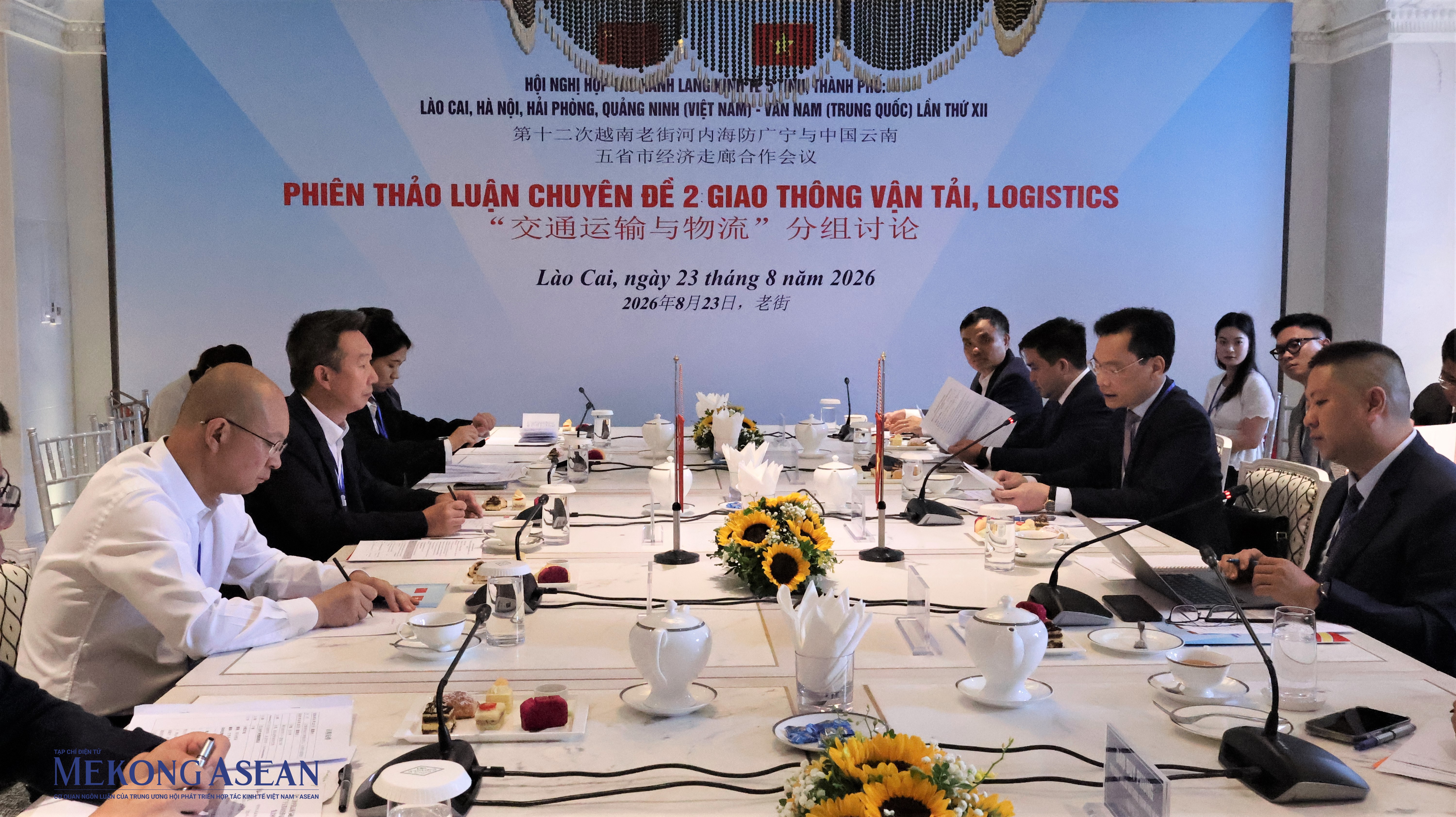 Thúc đẩy vận tải đa phương thức, gỡ vướng logistics liên vùng Việt - Trung