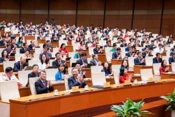 Kỳ họp không thường lệ thứ nhất: Khơi thông nguồn lực, kiến tạo phát triển