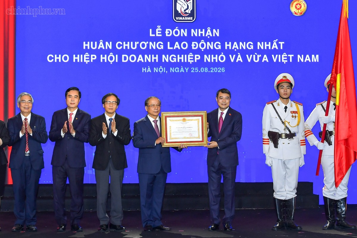 Thủ tướng: Doanh nghiệp nhỏ và vừa cần nuôi dưỡng khát vọng lớn