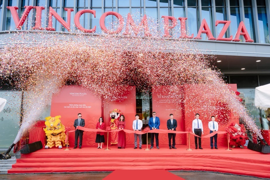 Chính thức khai trương trung tâm thương mại Plaza Đan Phượng