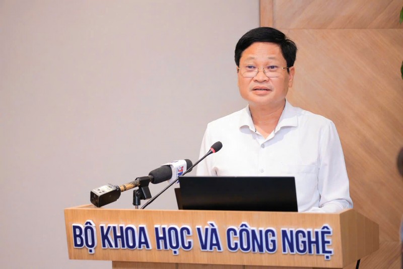 Ông Nguyễn Khắc Lịch, Cục trưởng Cục Công nghệ số và Trí tuệ nhân tạo phát động Giải thưởng “Sản phẩm công nghệ số Make in Viet Nam” năm 2026