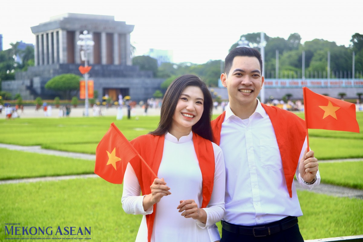 Không khí chào đón ngày Quốc khánh 2/9 tại Hà Nội