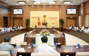 Ủy ban Thường vụ Quốc hội cho ý kiến về 26 dự án luật