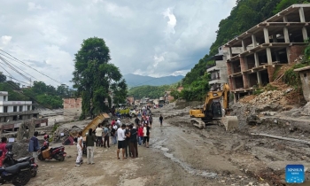 Lũ quét tại Nepal - Trung Quốc: Số người chết đã vượt quá 1.000