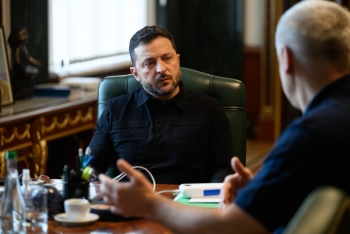 Ông Zelensky tuyên bố Ukraine tạm ngừng không kích Nga