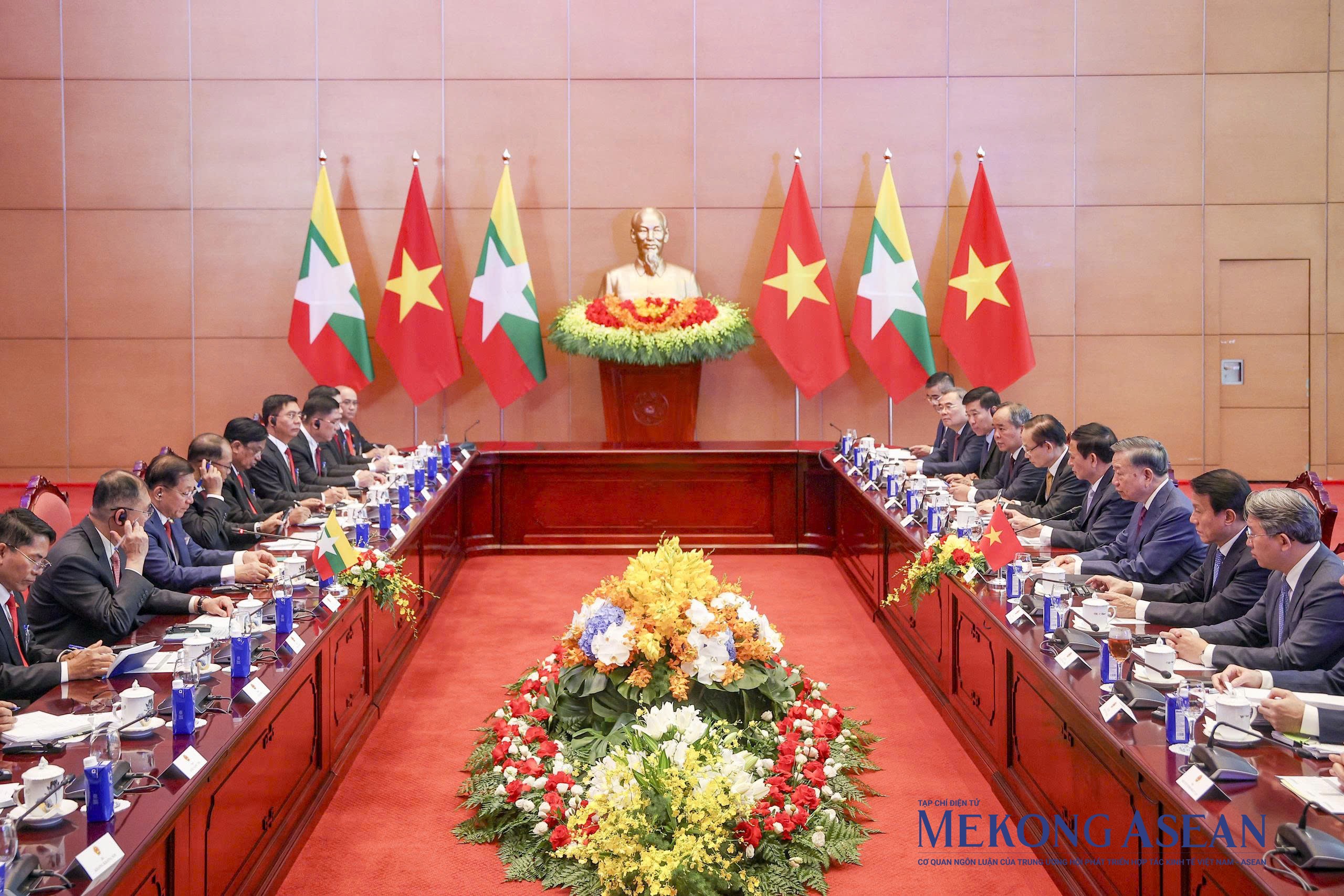 Lễ đón trọng thể Tổng thống Myanmar thăm chính thức Việt Nam