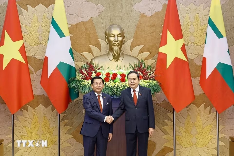 Chủ tịch Quốc hội Trần Thanh Mẫn hội kiến Tổng thống Myanmar Min Aung Hlaing - Ảnh: TTXVN.