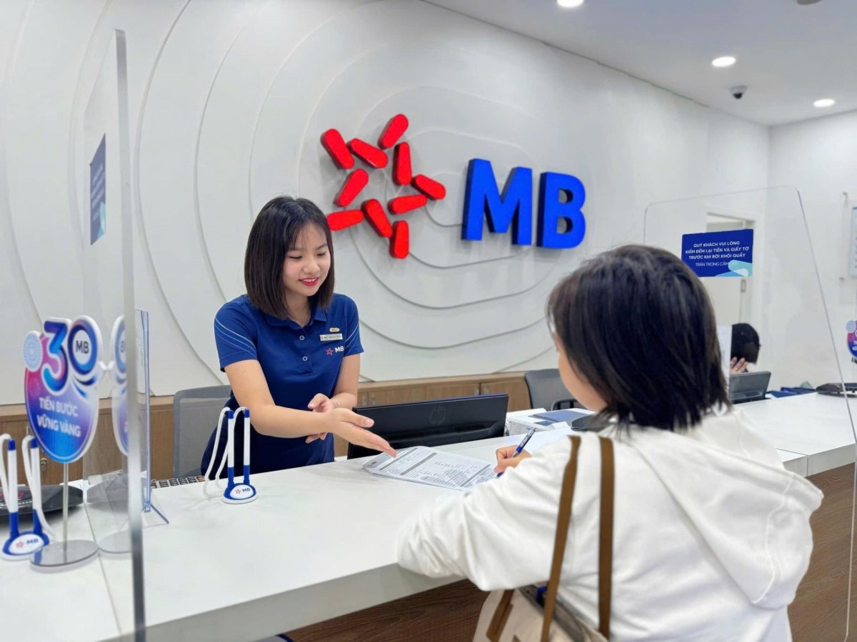 MB phát hành 1.800 tỷ đồng trái phiếu, lãi suất tới 9%/năm