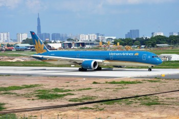 Vietnam Airlines điều chỉnh chuyến bay sau sự cố núi lửa tại Indonesia