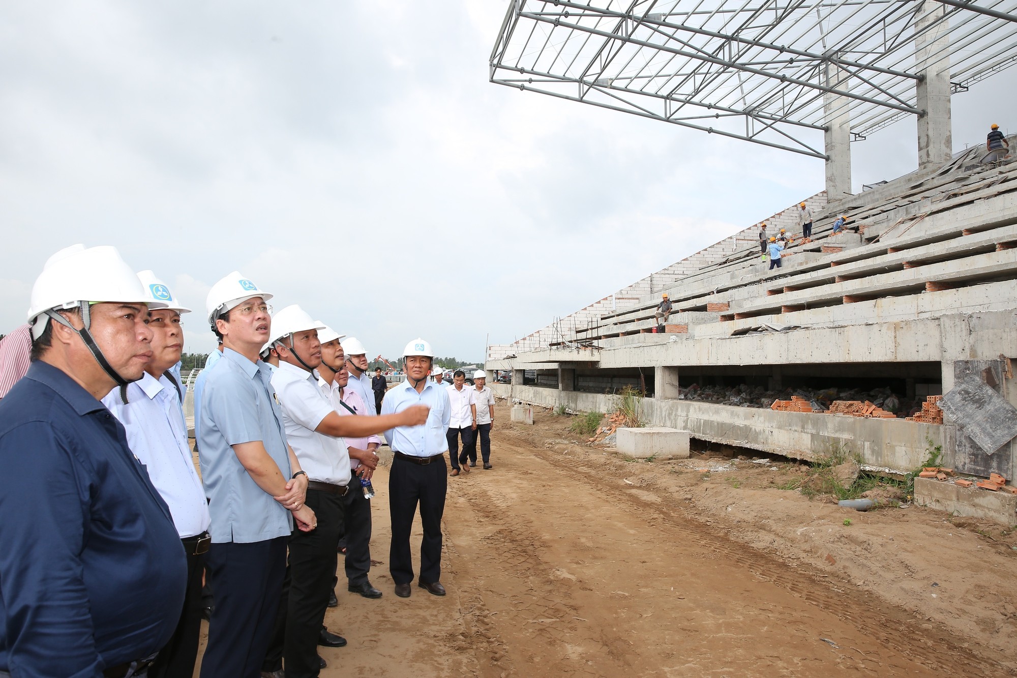 Vĩnh Long xuất siêu 1,37 tỷ USD, dồn lực gỡ điểm nghẽn kinh tế cuối năm