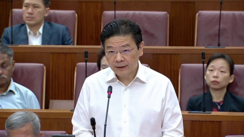 Thủ tướng Singapore quyên góp phần lương tăng cho thiện nguyện