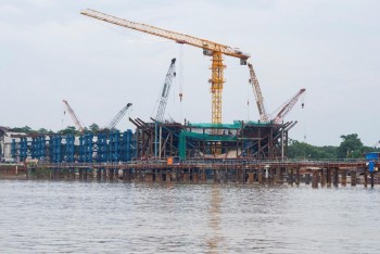 Cầu Trần Hưng Đạo bước vào giai đoạn lắp dựng hơn 26.000 tấn kết cấu thép