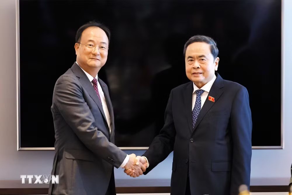 Chủ tịch Quốc hội tiếp lãnh đạo một số tập đoàn lớn của Hàn Quốc