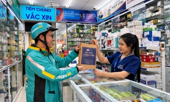 Hơn 1.500 nhà thuốc Long Châu sẽ giao hàng bằng xe máy điện Green SM