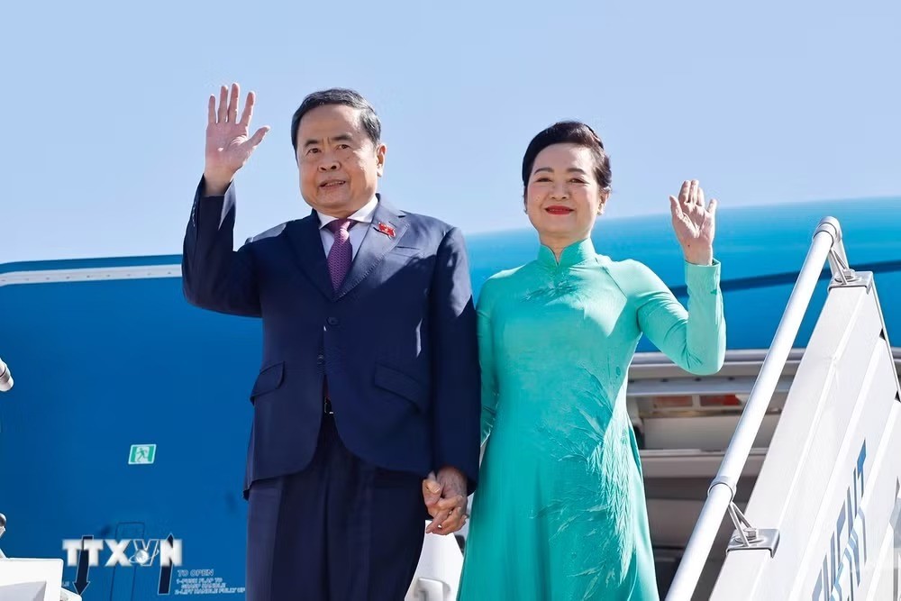 Chủ tịch Quốc hội Trần Thanh Mẫn bắt đầu thăm chính thức Mông Cổ