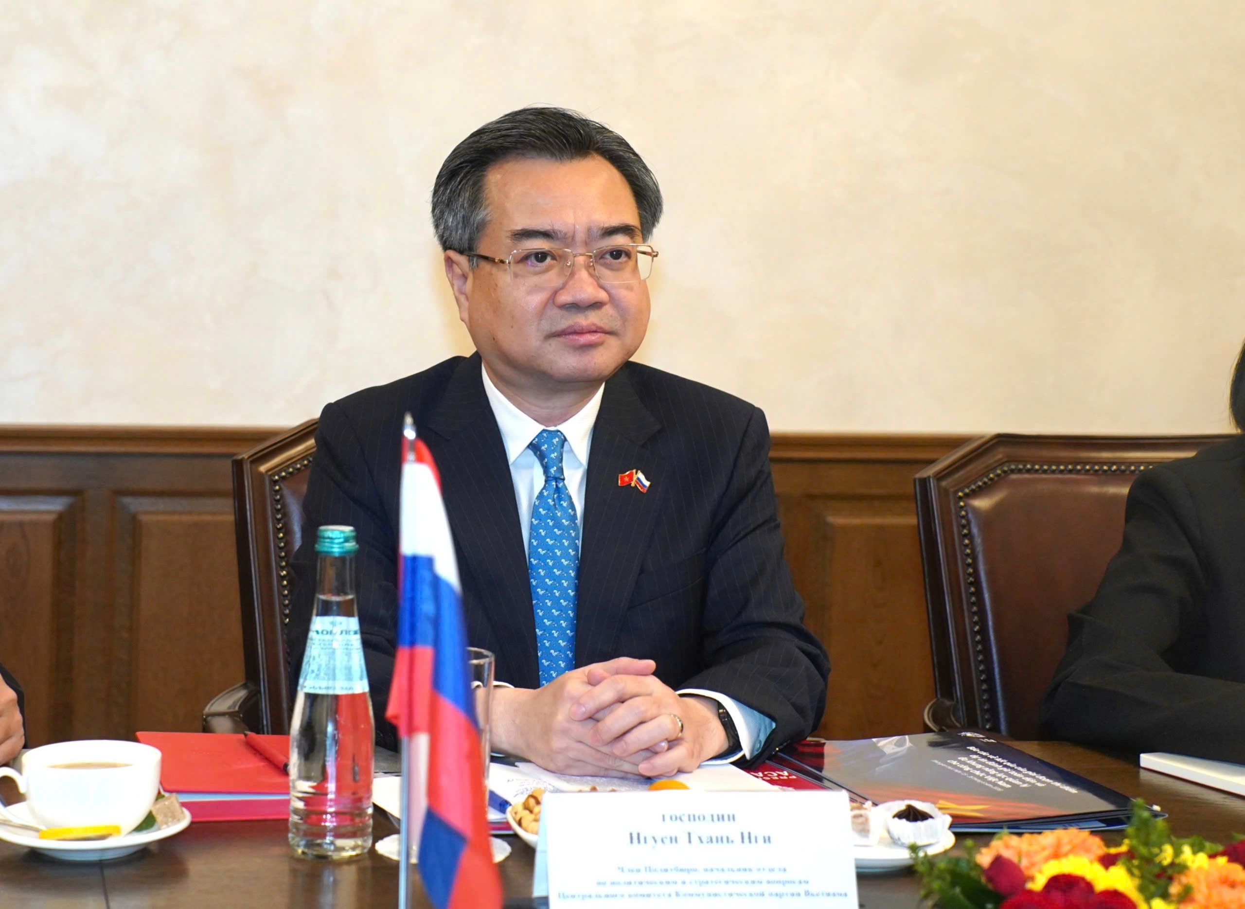 Trưởng Ban Chính sách, chiến lược Trung ương Nguyễn Thanh Nghị phát biểu tại cuộc làm việc. Ảnh: TTXVN.