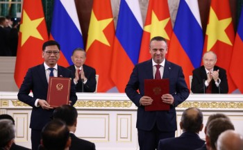 Việt Nam và Nga trao các văn kiện hợp tác song phương