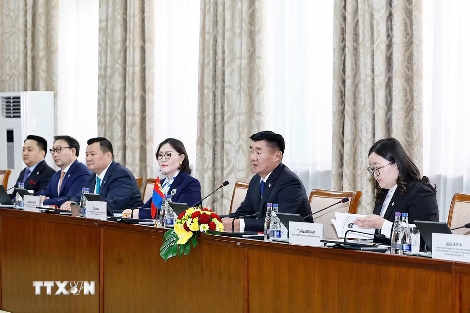 Chủ tịch Quốc hội Mông Cổ Sandag Byambatsogt phát biểu tại cuộc hội đàm với Chủ tịch Quốc hội Trần Thanh Mẫn - Ảnh: TTXVN