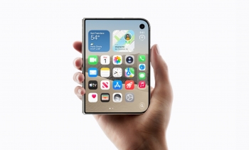 Tin công nghệ tuần qua: Meta ra trợ lý AI, Apple trình làng iPhone gập