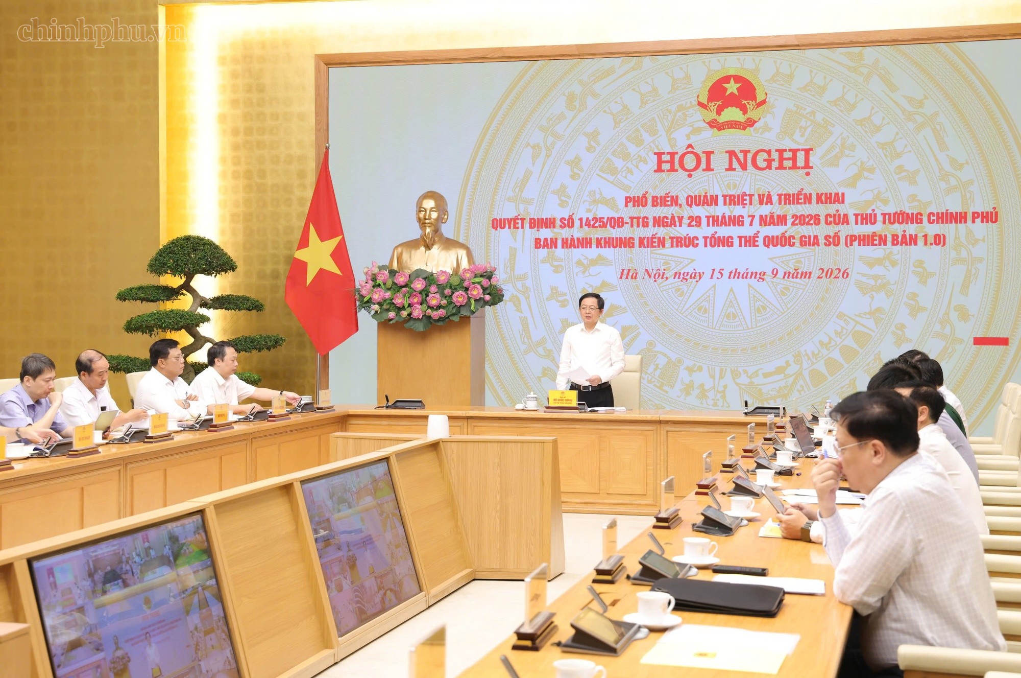 Phó Thủ tướng Hồ Quốc Dũng phát biểu kết luận hội nghị - Ảnh: VGP.