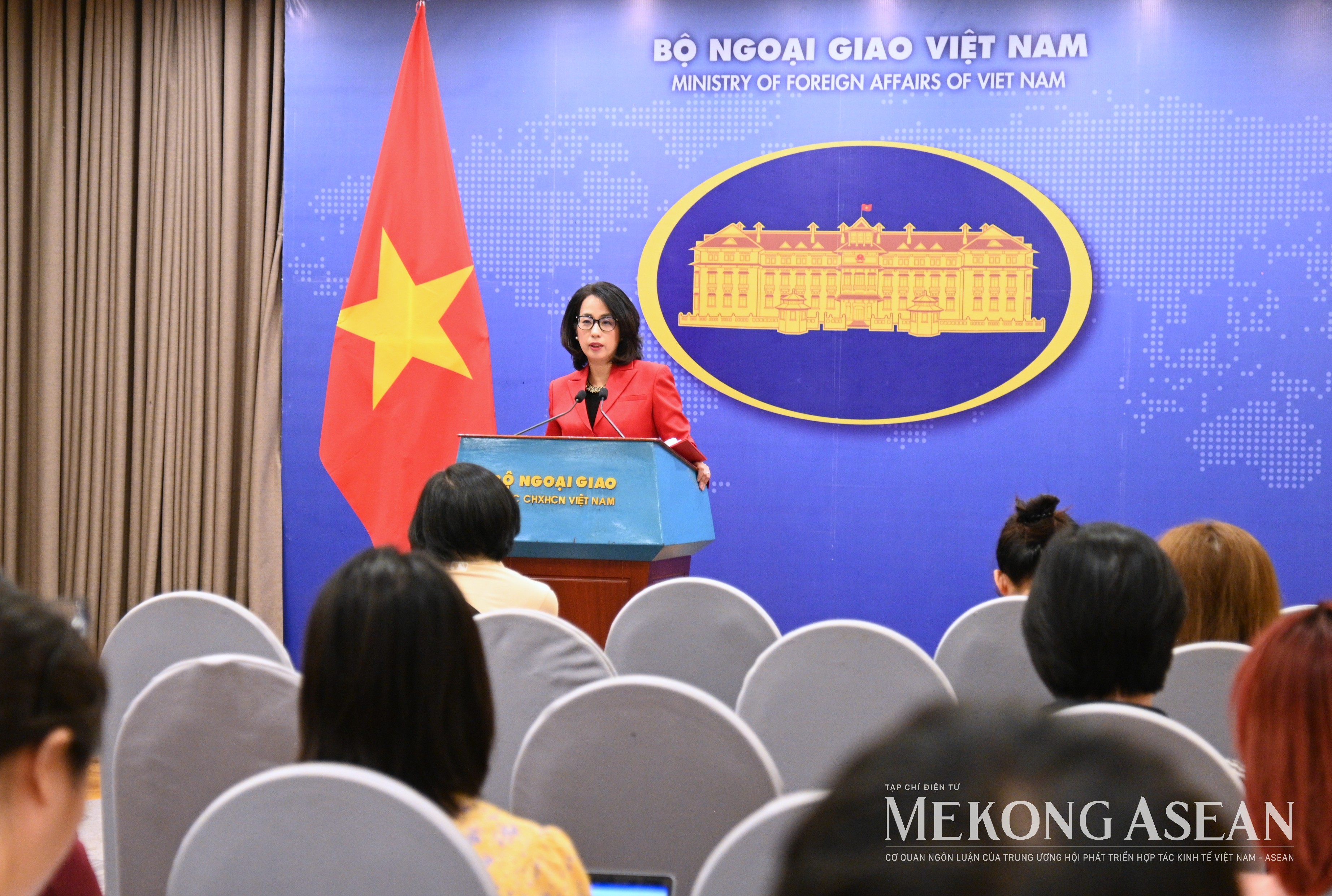 Thông điệp từ chuyến thăm Việt Nam của Nhà vua Thái Lan và Hoàng hậu