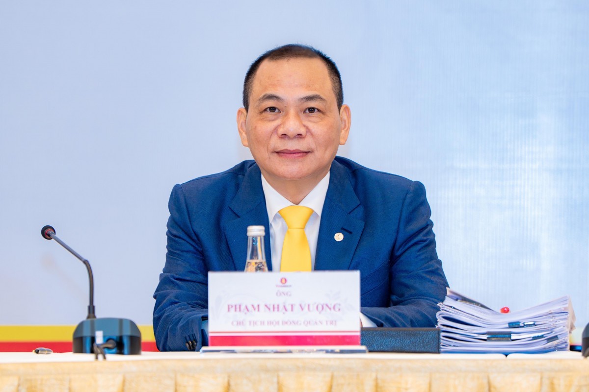Tài sản của ông Phạm Nhật Vượng 'bốc hơi' gần một tỷ USD trong một ngày
