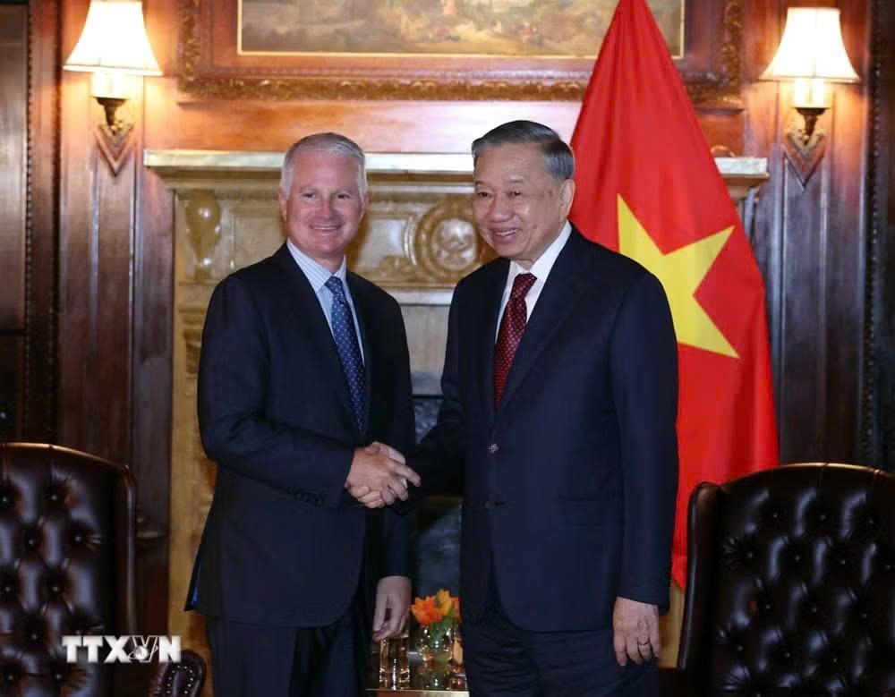 Tổng Bí thư, Chủ tịch nước Tô Lâm tiếp ông Chip Kaye, Chủ tịch Tập đoàn Warburg Pincus. Ảnh: TTXVN