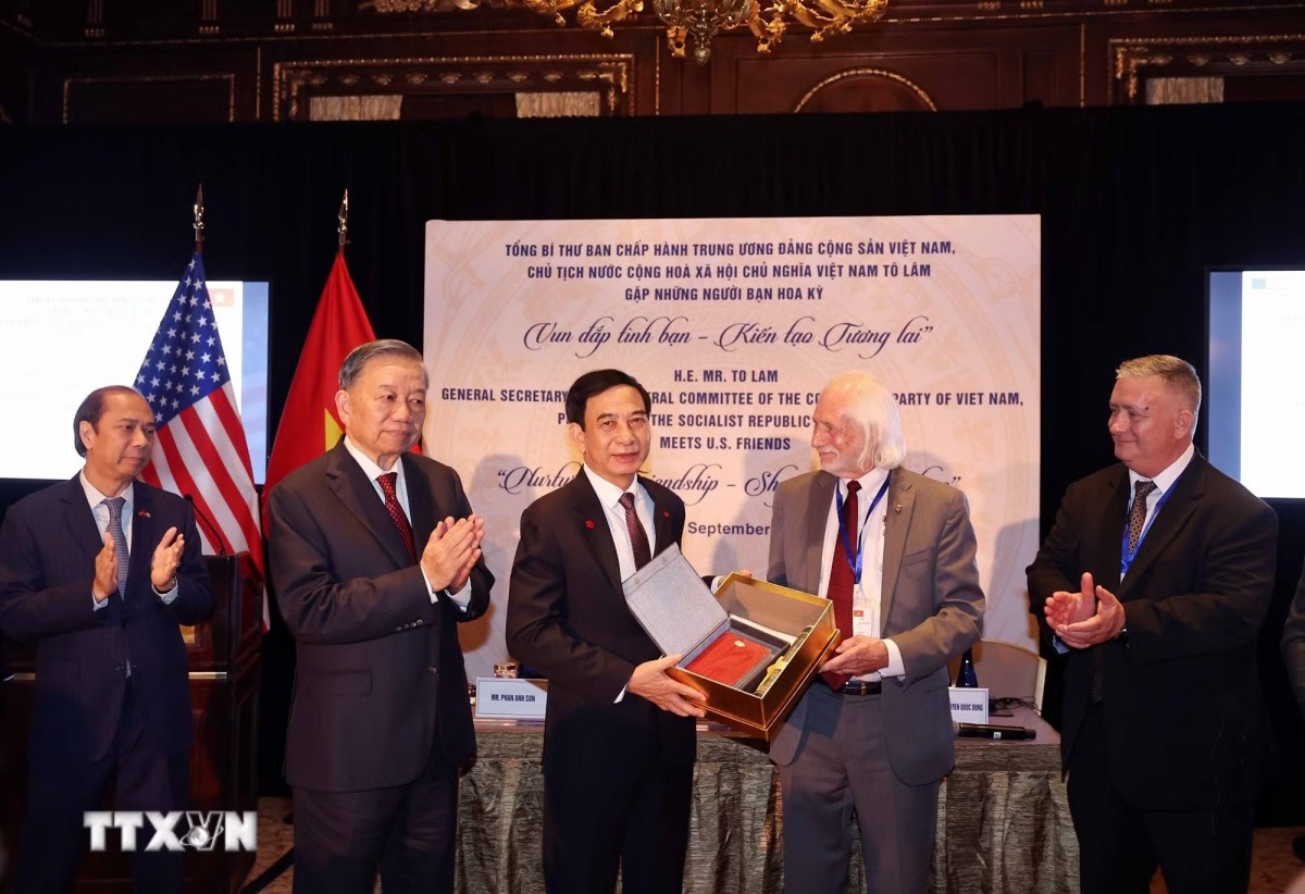 Tổng Bí thư, Chủ tịch nước: Cùng chung tay kiến tạo tương lai dân tộc