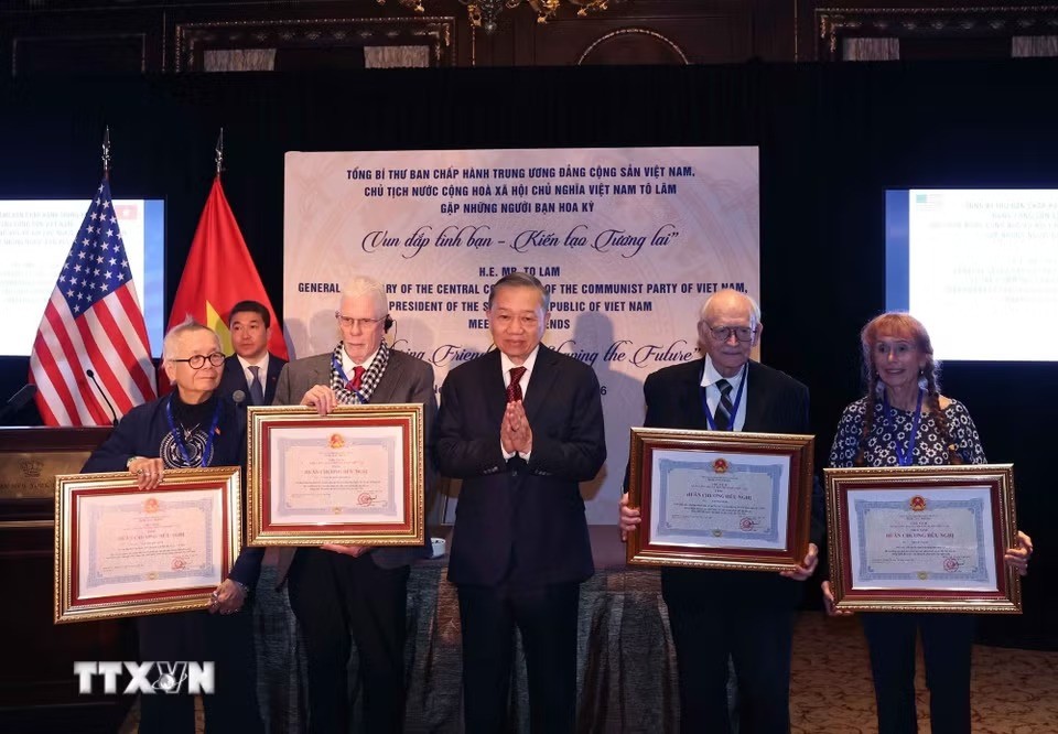 Tổng Bí thư, Chủ tịch nước: Cùng chung tay kiến tạo tương lai dân tộc