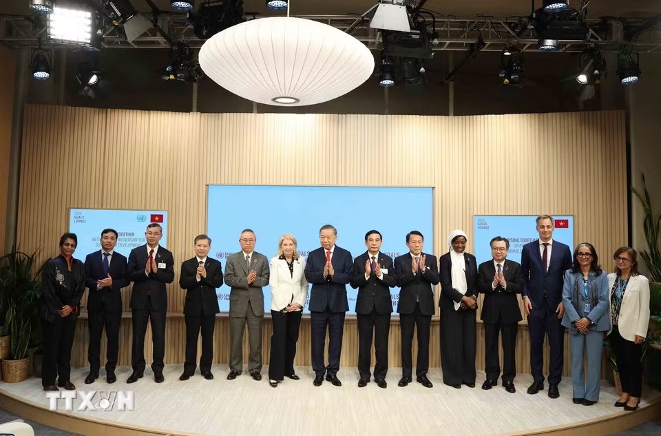 Việt Nam ký nhiều thỏa thuận quan trọng với các cơ quan Liên Hợp Quốc