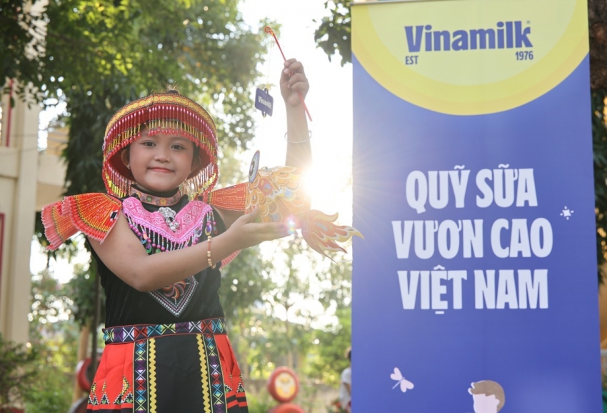 Gần 300.000 sản phẩm dinh dưỡng Vinamilk cùng trẻ em cả nước đón Trung thu