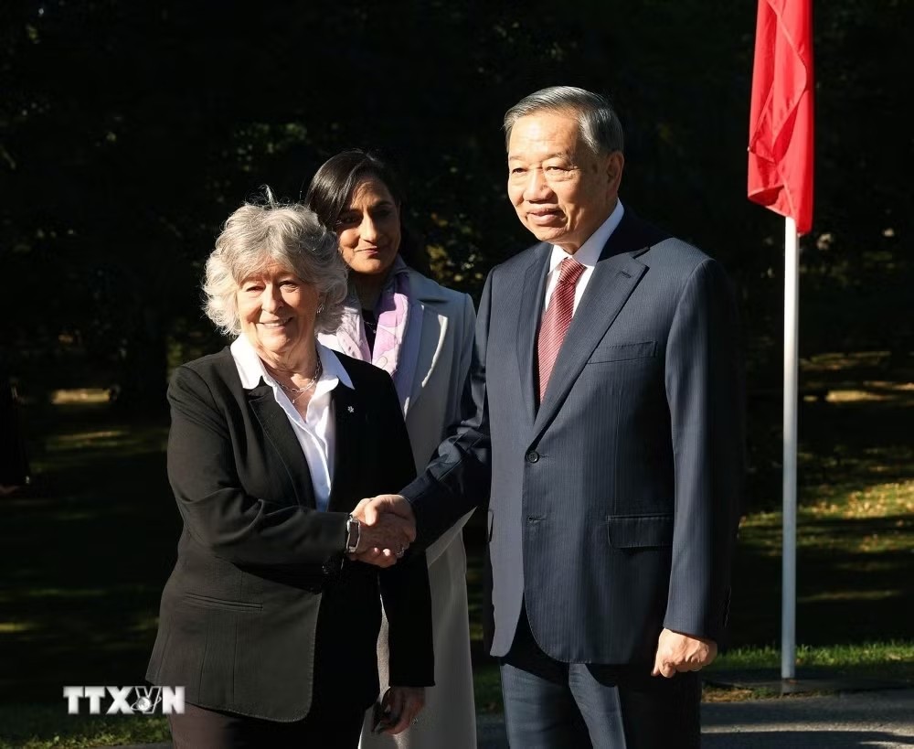 Toàn quyền Canada Louise Arbour đón Tổng Bí thư, Chủ tịch nước Tô Lâm. Ảnh: TTXVN.