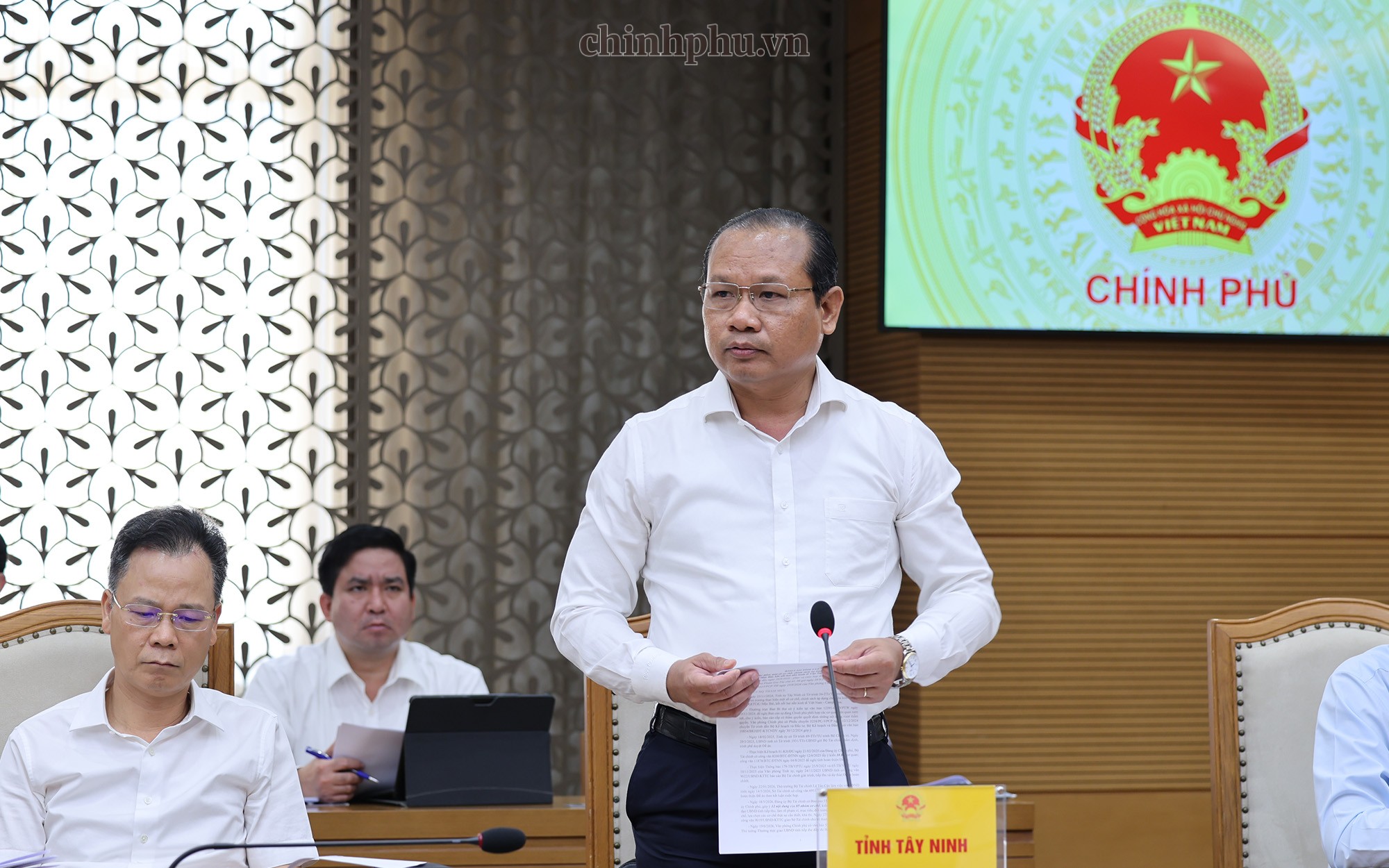 Hoàn thiện cơ chế, chính sách để tạo động lực phát triển kinh tế cửa khẩu