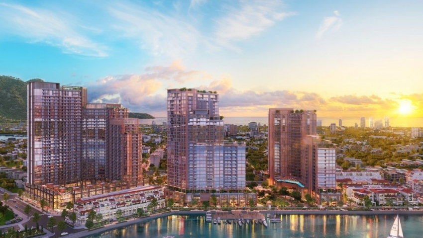 Đà Nẵng tấp nập khách ngoại, chuyên gia khuyên 