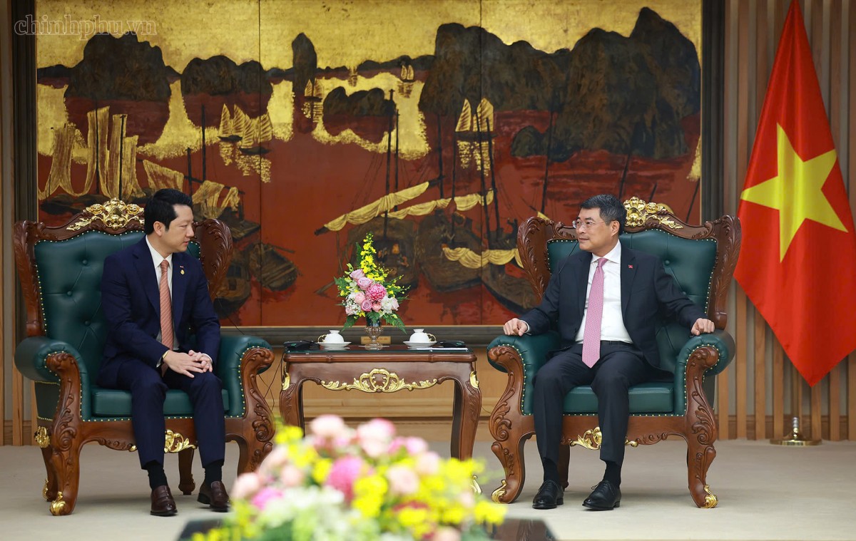 Thủ tướng khẳng định Chính phủ Việt Nam luôn ủng hộ và tạo điều kiện thuận lợi để các bộ, ngành hai nư