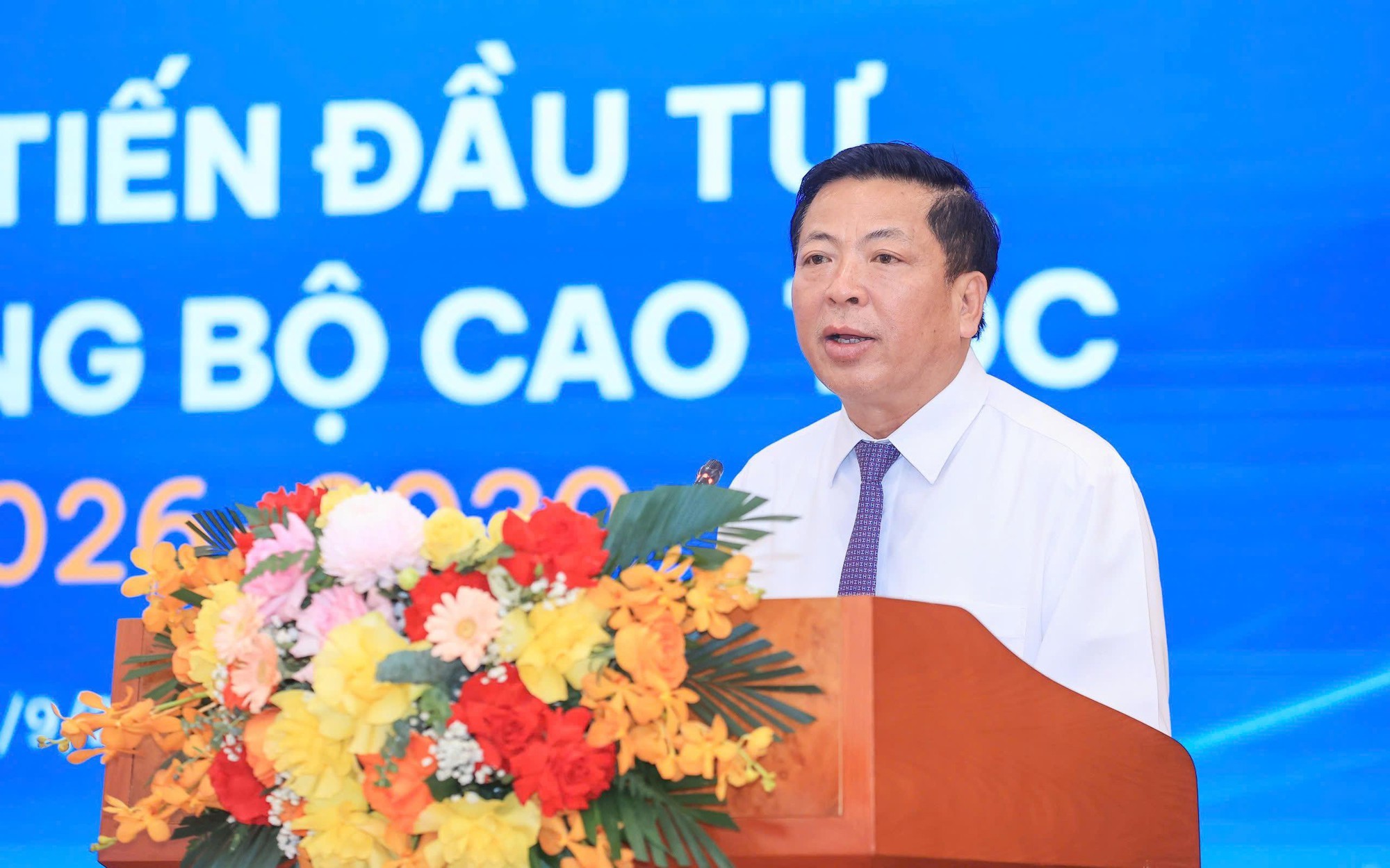 Bộ trưởng Trần Hồng Minh đề nghị các nhà đầu tư chủ động tiếp cận hồ sơ, khảo sát thực địa, nghiên cứu kỹ các điều kiện của dự án và đề xuất phương án đầu tư phù hợp, hiệu quả - Ảnh: Tạ Hải