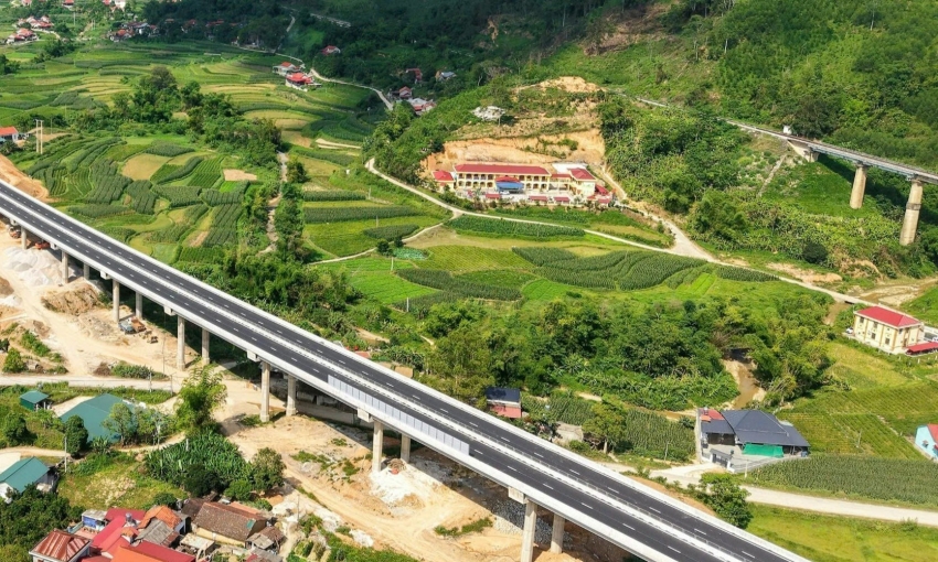 Nghiên cứu thông xe hai cao tốc mới dịp Tết
